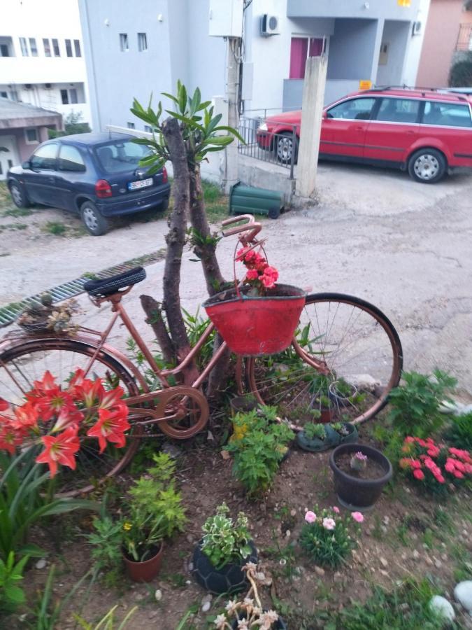 Slavica Sweet Apartment Шушань Екстер'єр фото